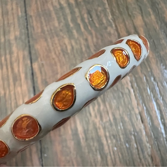 VTG. Kenneth Jay Lane Giraffe Enamel Magnetic Cuff Barcelet - Picture 4 of 5